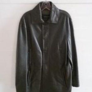 Donald J Pliner Italian leather coat in size Small